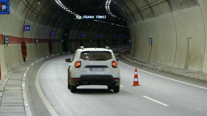 Trabzon'da Zigana Tüneli'nden 4 ayda 600 bin araç geçti 7